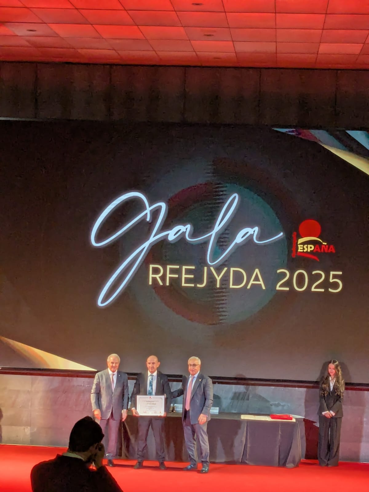 Entregadas las Recompensas y los Premios 2025 de la Real Federación Española de Judo y DA. Madrid 22-11-25